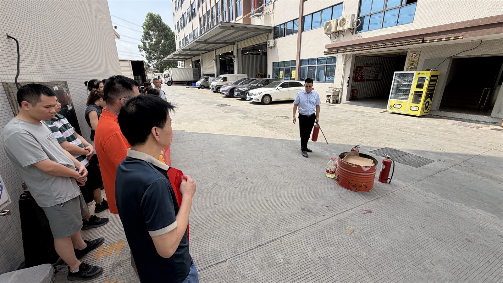 宗德纺织组织开展消防安全应急演练